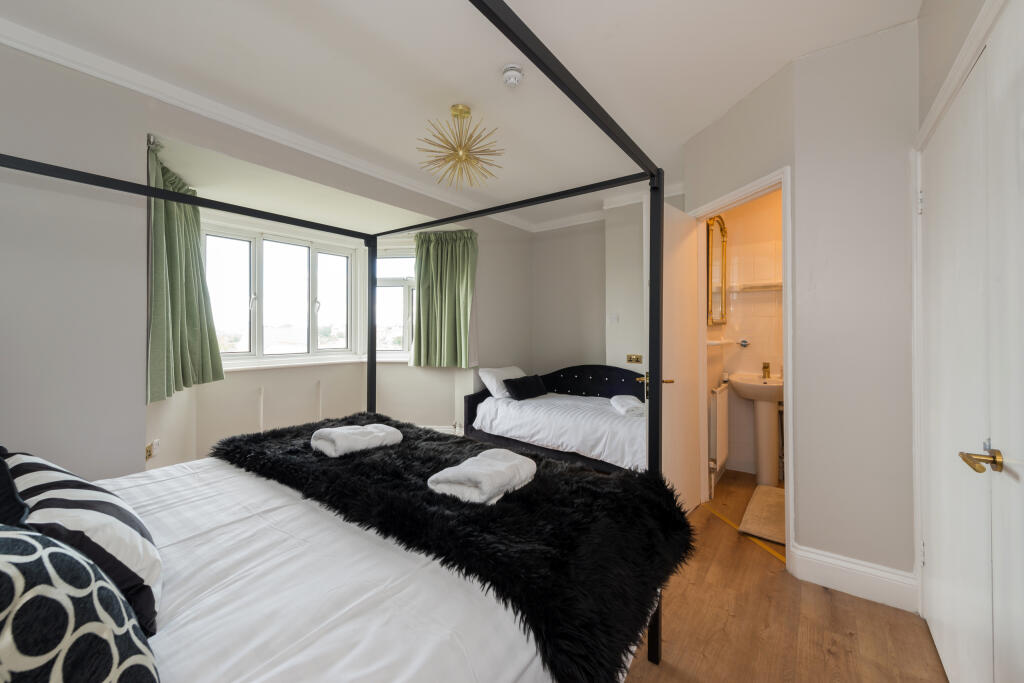 Bedroom 5